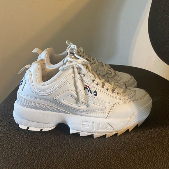 fila disruptor size 7.5